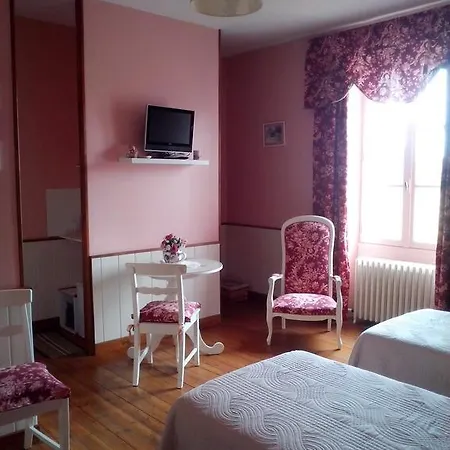 Domaine De Violaine Bed & Breakfast 2*